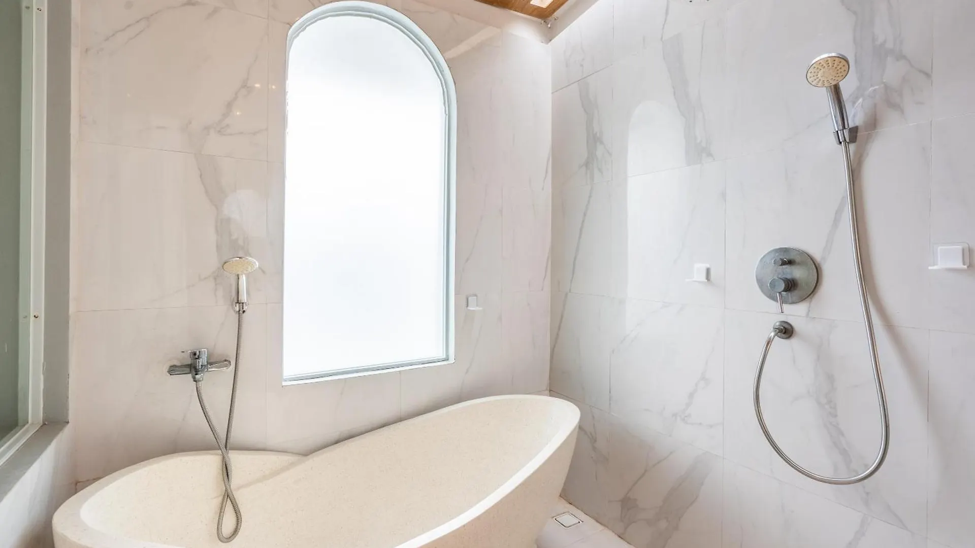 Luxury Villa Belvedere Bali In Seminiak Легиан
