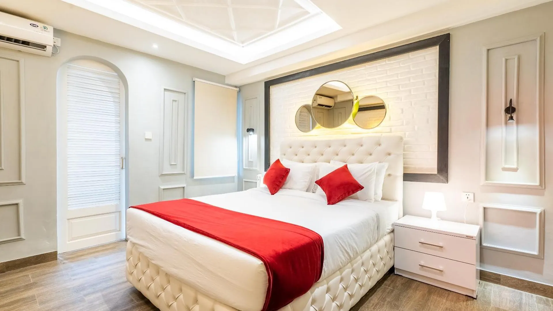 Luxury Villa Belvedere Bali In Seminiak Legian