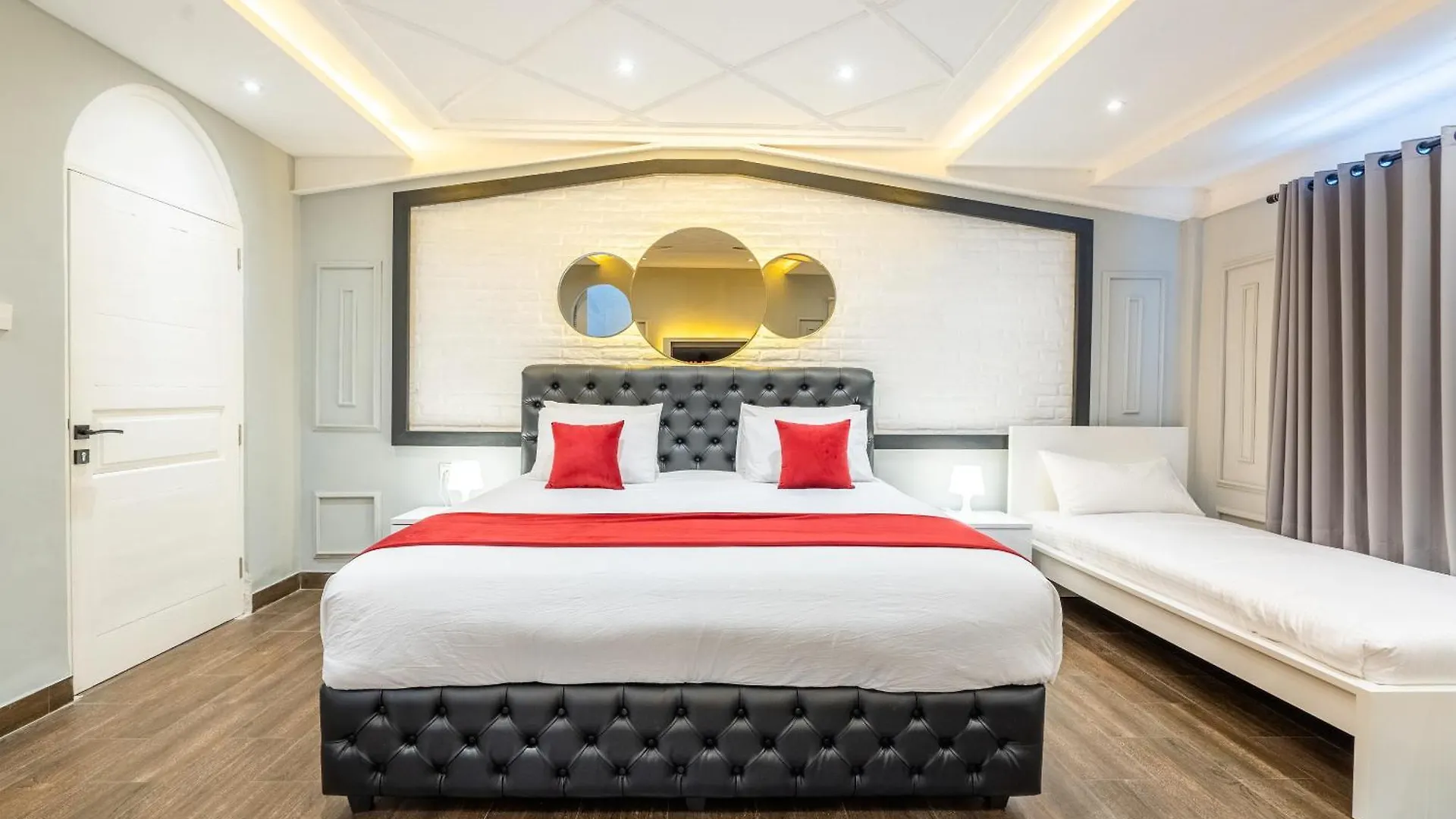 Luxury Villa Belvedere Bali In Seminiak Legian